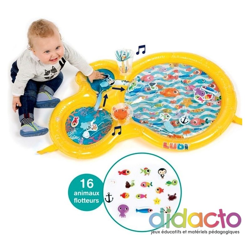 Tapis D Activites Sensorielles Dans Lequel On Insere De L Eau Pour Surprendre Les Bebes Ludi