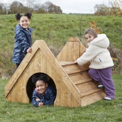 Cabane d’escalade en bois